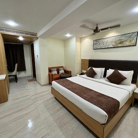 Hotel Touchwood Visakhapatnam Buitenkant foto