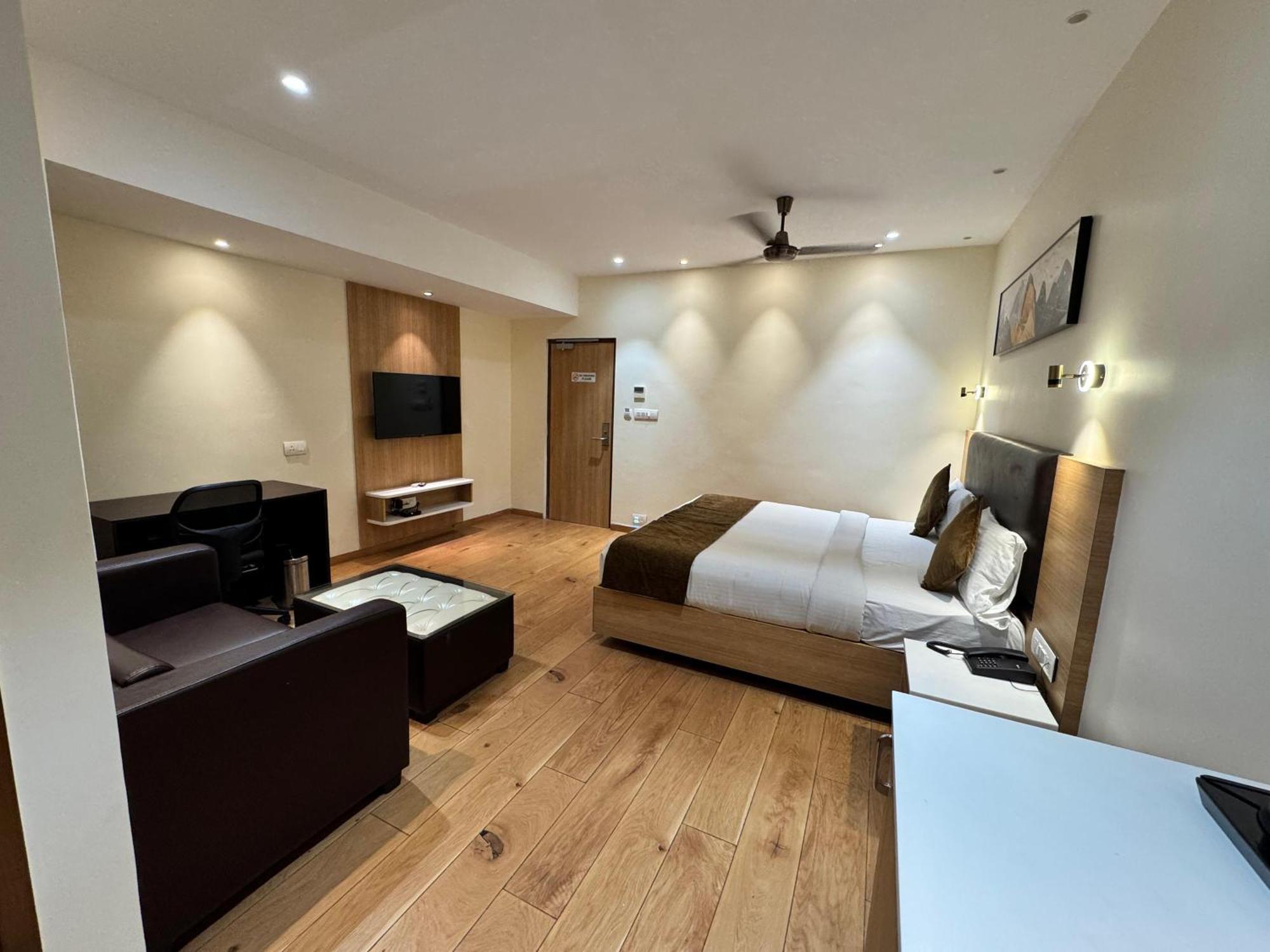 Hotel Touchwood Visakhapatnam Buitenkant foto